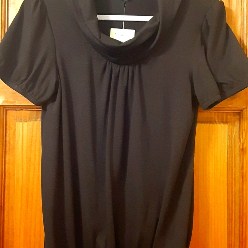 NWT OH BABY MOTHERHOOD MATERNITY SHORT SLEEVE COWL